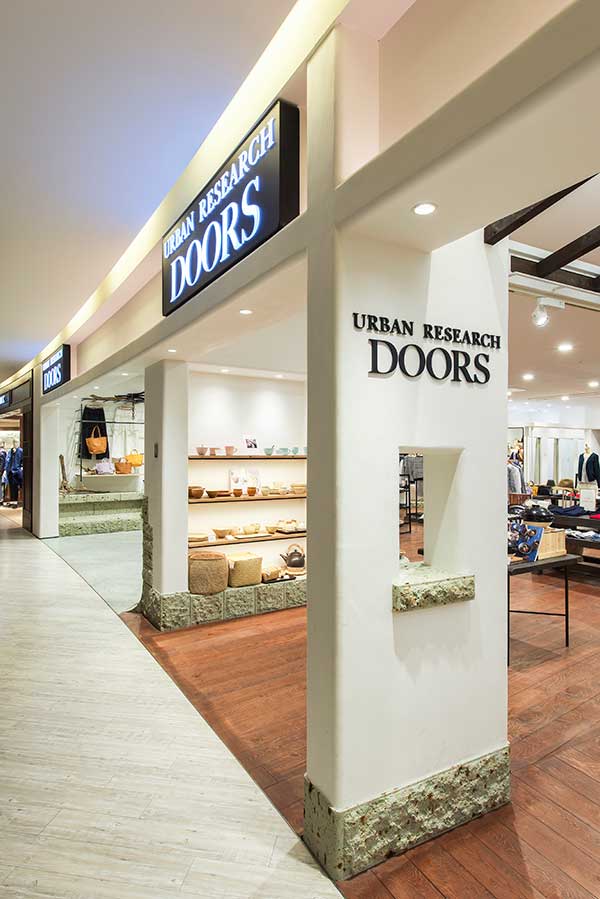 URBAN RESEARCH DOORS グランフロント店